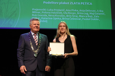 ZLATE PETICE 74 FOTO LJUBO VUKELIČ